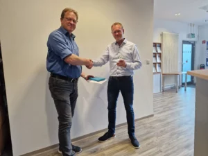 Herzlichen Glückwunsch an Harald Wrede zu seinem 25-jährigen Jubiläum bei der SEGNO!